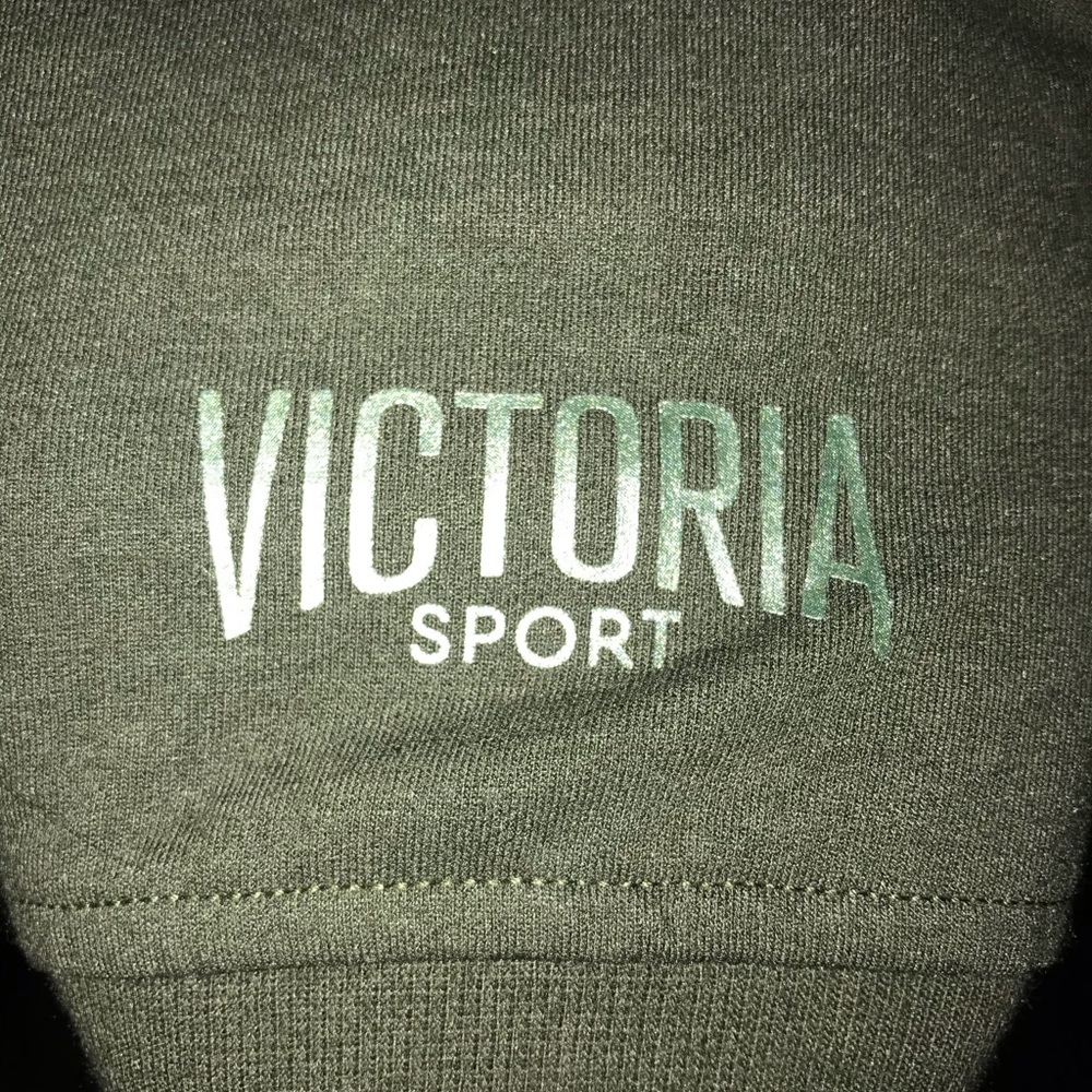 Sweater - Picture 3 of 3